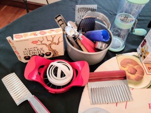 lot 52 image: Baking Tools