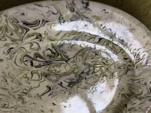 lot 452 image: Large Ceramic Platter