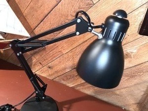 lot 365 image: Adjustable Dongguan Desk Lamp
