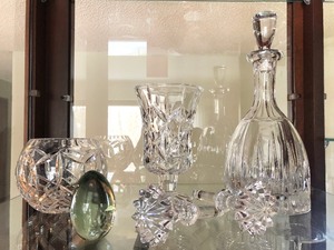 lot 509 image: Seven Pieces of Crystal