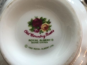 lot 507 image: Three Pieces Royal Albert China and More