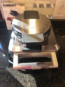 lot 43 image: Cuisinart Waffle Maker
