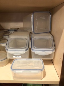 lot 23 image: Lock & Lock Food Storage Containers