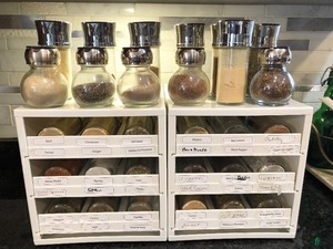 lot 38 image: Two Spice Racks