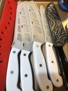 lot 33 image: 10 Pieces of Cutlery