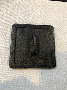 lot 413 image: Misc Kitchen Items Including Magic Bullet