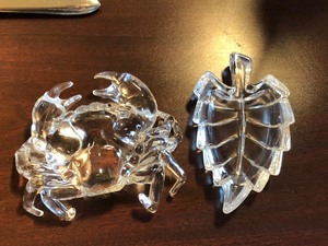 lot 161 image: Two Decorative Spheres and Misc Office Items