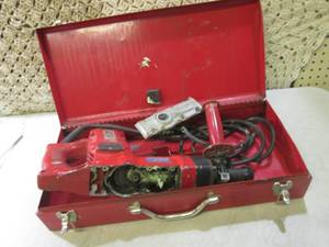 lot 9 image: (RM3) Vintage Milwaukee Eagle Drill...