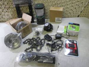 lot 21 image: (RM3) Lot of Misc See Photos...