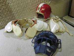 lot 50 image: (RM3) Vintage JC Higgins Football H...