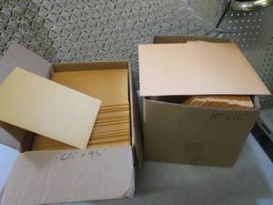 lot 56 image: (RM2) Assorted MailingShipping Env...