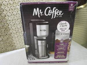lot 67 image: (EW4) Mr. Coffee 16oz Grind  Taste...