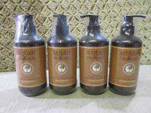 lot 73 image: (EC1) 4 Bottles of Argan Dia Bella ...