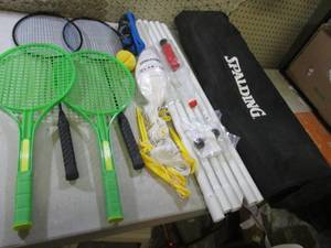 lot 115 image: (EW1) Spalding Game Set in Bag...