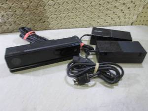 lot 128 image: (RM3) XBox Accessories...