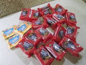 lot 178 image: (B-4) 20 Packs of Assorted Cookies ...