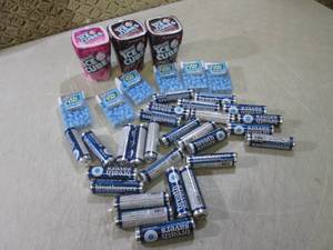 lot 198 image: (B-3) Assorted Tic Tacs, Breath Sav...