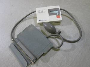 lot 206 image: (CSB) SunMark Digital Blood Pressur...
