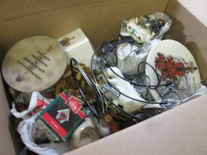 lot 217 image: (D-2) Box Full of Assorted Glass Ni...