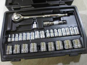 lot 276 image: (F-0) Socket Set wth Drivers and Ta...
