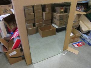 lot 280 image: (RMT) Beveled Mirror 24 x 36...