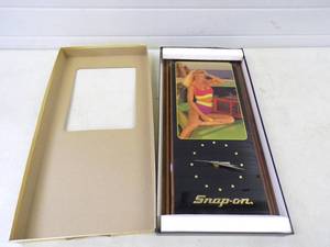 lot 28 image: Snap On Tools Clock