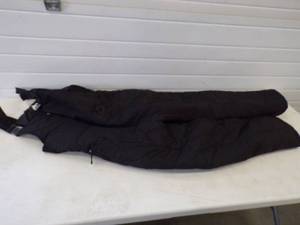 lot 31 image: Large Insulated Snow Pants