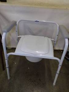 lot 61 image: Invacare Potty