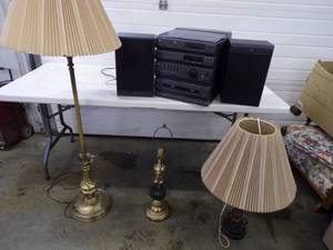 lot 68 image: GE Sound System, and Lamps