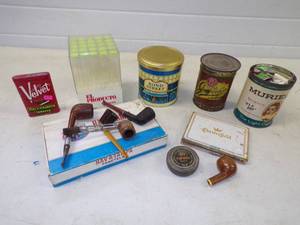 lot 92 image: Nice Group of Tobacco Collectables