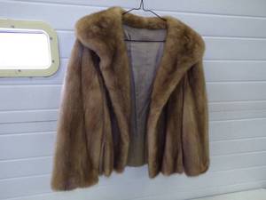 lot 98 image: Vintage Fur Coat