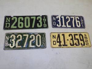 lot 111 image: 1919-1922 North Dakota License Plates