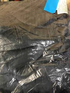 lot 14 image: Easton Velvet 3-Piece Cotton Blend King Duvet Cover Set in Teal, 40139D-K-TEAL, NEW