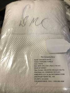 lot 44 image: Legends Sterling White Solid Supima Cotton Bath Towel (1), VJ94-BATH-WHITE, NEW