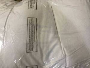 lot 52 image: Organic White Extra Firm Down Queen Pillow (1), PP45-Q-WHITE, NEW