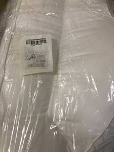 lot 53 image: Side Sleeper Arm Rest Posture Pillow (1) - White PP27-OS-WHITE, NEW