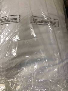 lot 78 image: Best Firm Down King Pillow (1), PP35-K-WHITE, NEW