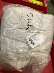 lot 89 image: LaCrosse Medium Warmth Ivory Full Down Comforter, C3F4-F-IVORY, NEW