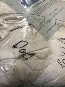 lot 93 image: LaCrosse LoftAIRE Hypoallergenic Medium Down Alternative Standard Pillow (1), PP77-STD-WHITE, NEW