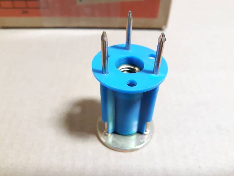 (33) Blue Banger Threaded Anchor Inserts for Wood Formed Concrete 12