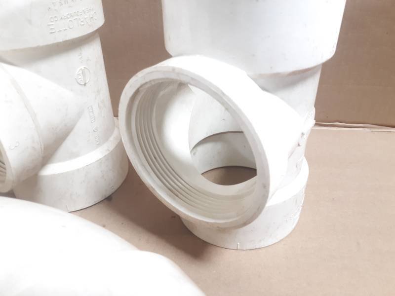 (9) 3 DWV Schedule 40 PVC 90° Elbows and Tee Clean Outs