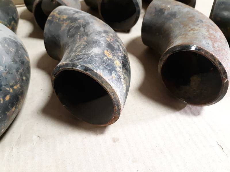 (10) 2-12 Carbon Steel 90° Butt Weld Pipe