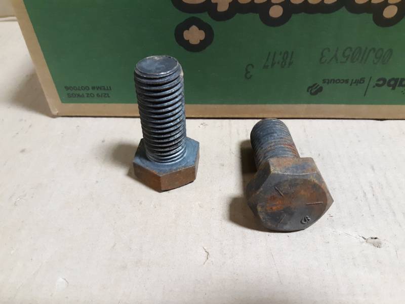 (32) 1-18 x 2-12 Grade 5 Bolts