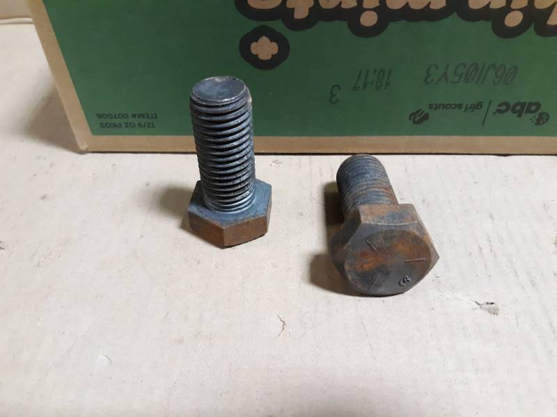 (32) 1-18 x 2-12 Grade 5 Bolts