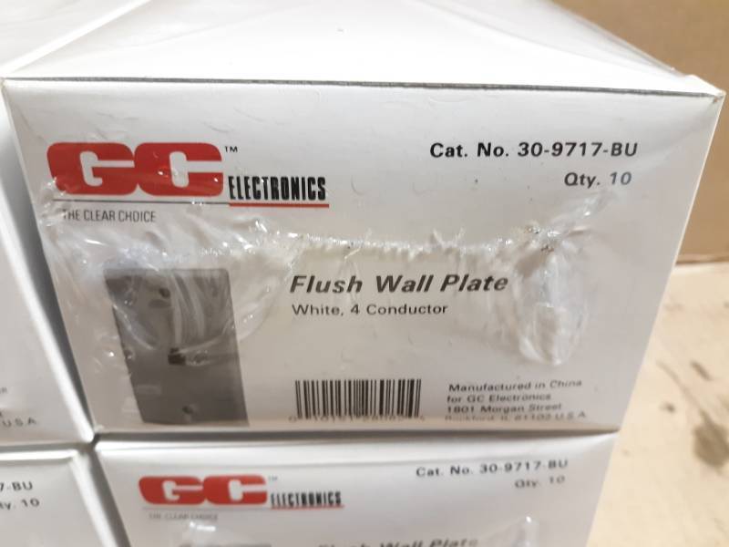 (4) Cases of 10 White 4-Conductor Wall Plates
