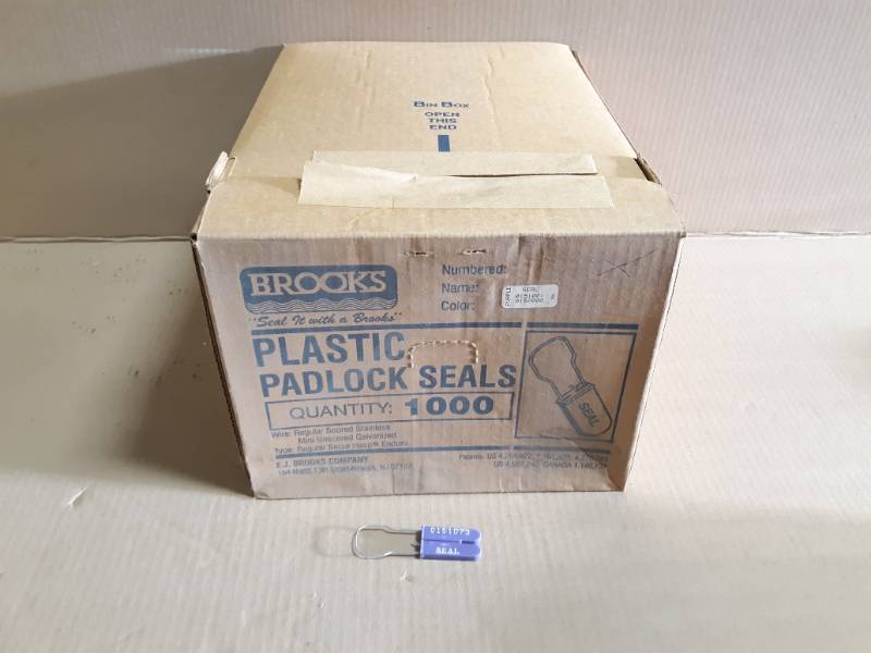 Case of 1000 Brooks Plastic Padlock Seals - Purple