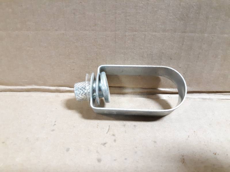(75) ERICO 100 34 Loop Hangers