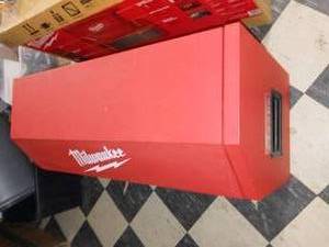 lot 69 image: 46 in. 8-Drawer Steel Storage Top Chest in Red and Black by Milwaukee- not used packaging not included