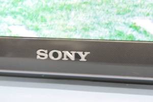 lot 3 image: Sony KDL-46EX640 Bravia Full HD Widescreen 1080p 46 Display  Monitor  Television  TV
