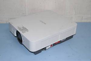 lot 19 image: Sony VPL-FH30 WUXGA Ultra High Definition & High Brightness LCD Video Projector